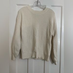 Gap Small Cream Colored Sweater